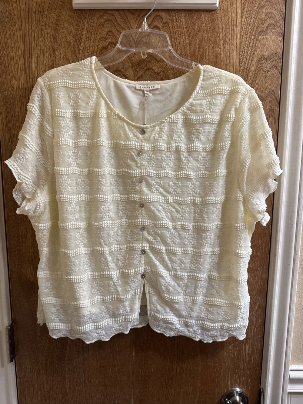 Baevely Ivory Ruffle Patterned Cropped Faux Button Down Blouse Plus Size 3XL